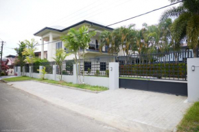 Tropical Villa Rainville